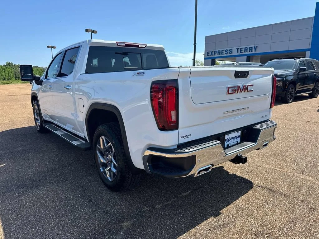 New 2026 Summit White GMC SLT image 7