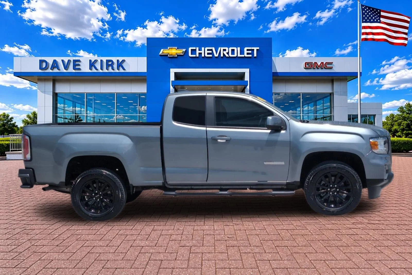 Used 2022 Satin Steel Metallic GMC Elevation image 2