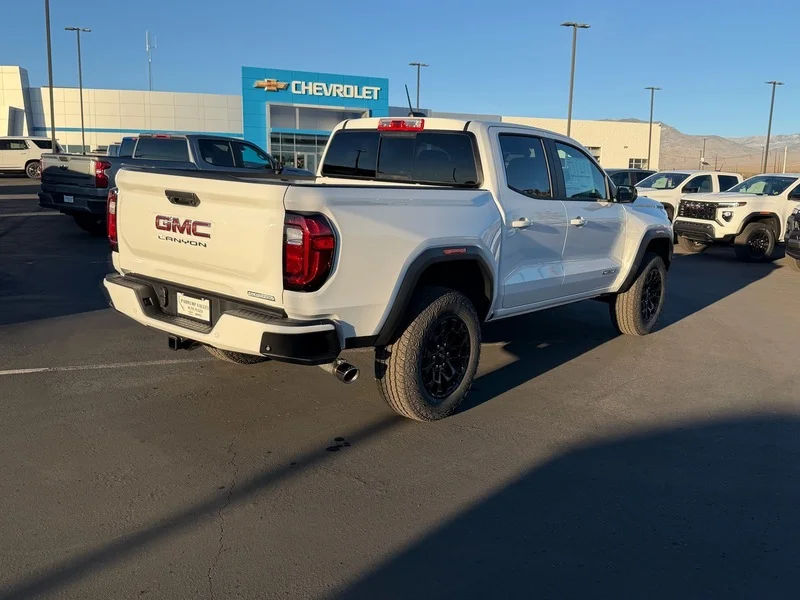 New 2026 Summit White GMC Elevation image 3