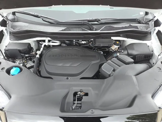 New 2026 Platinum White Pearl Honda Black Edition image 6