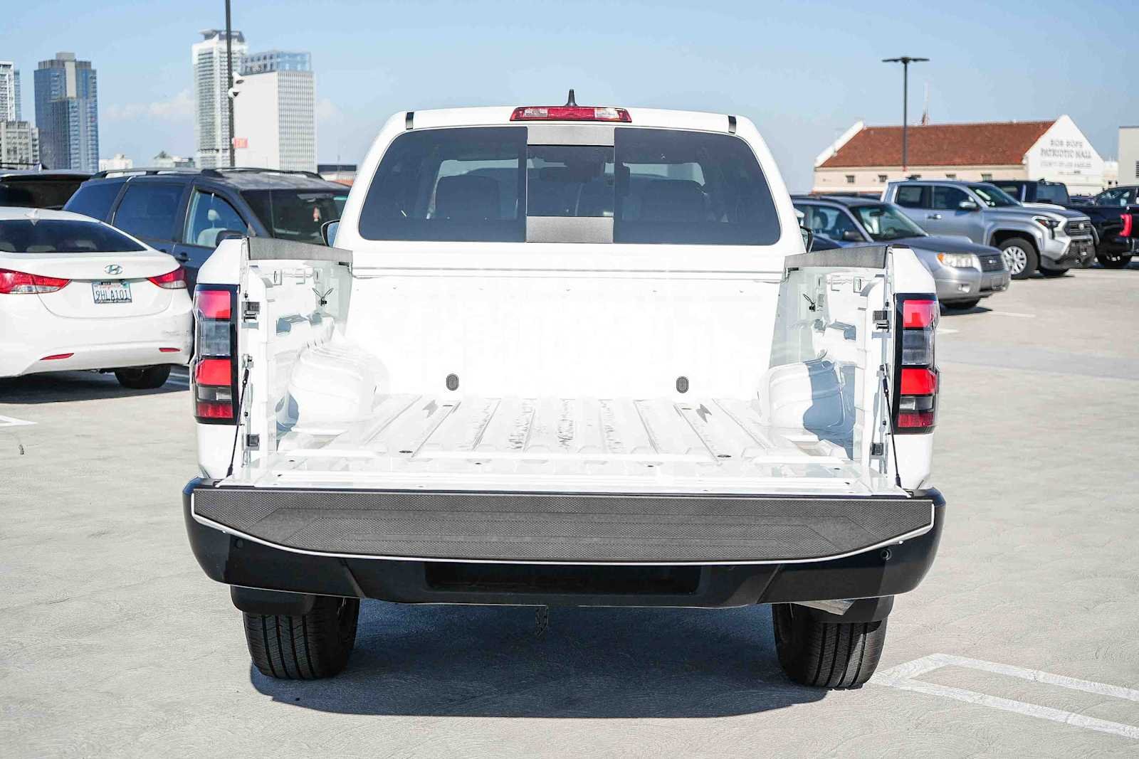 New 2026 Glacier White Nissan King Cab® S image 12