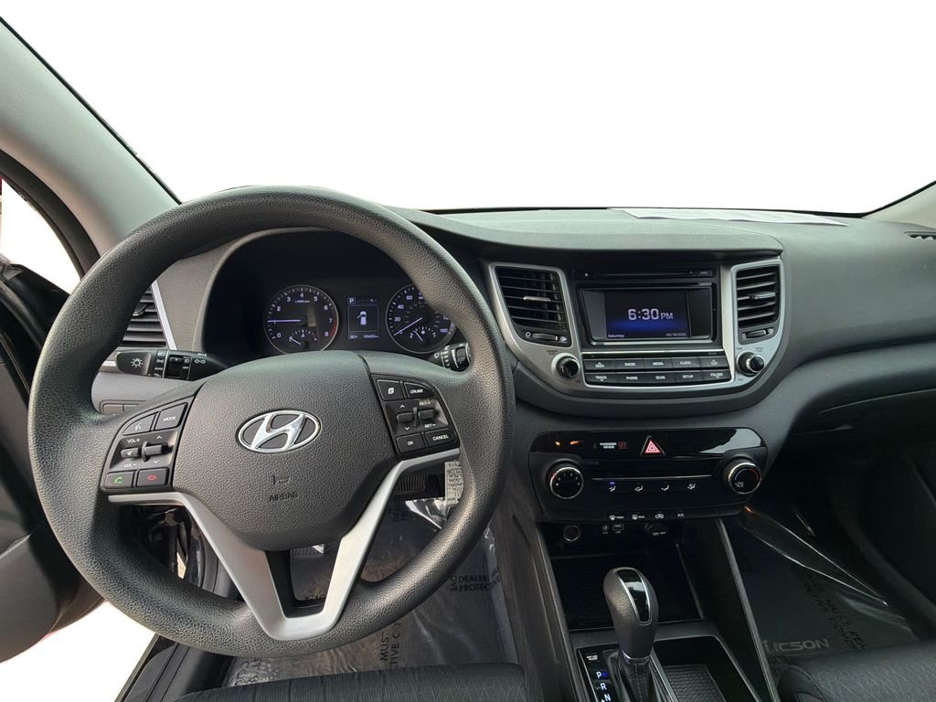 Used 2016 Ash Black Hyundai SE image 20
