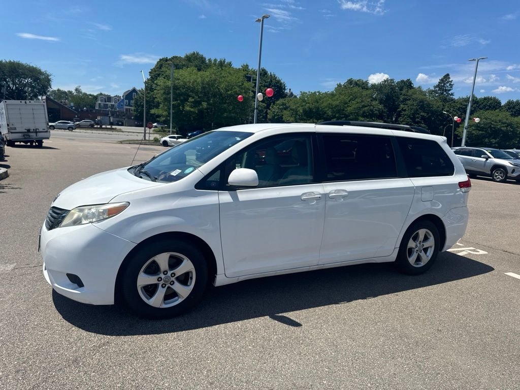 Used 2011 White Toyota LE image 3