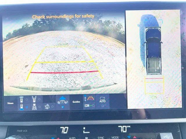 Used 2025  Toyota Platinum image 17