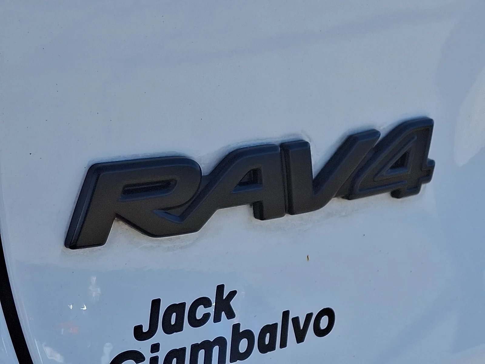 Used 2021 White Toyota XLE image 31