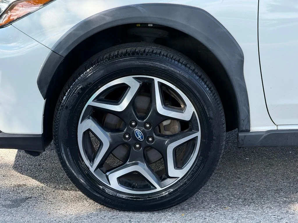 Used 2019 White Subaru 2.0i Limited image 6