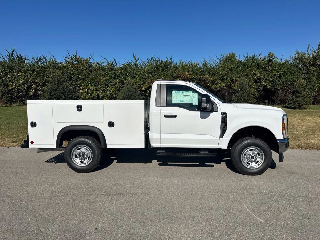 New 2026 White Ford XL image 9