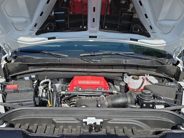 New 2026 Summit White GMC AT4 image 19
