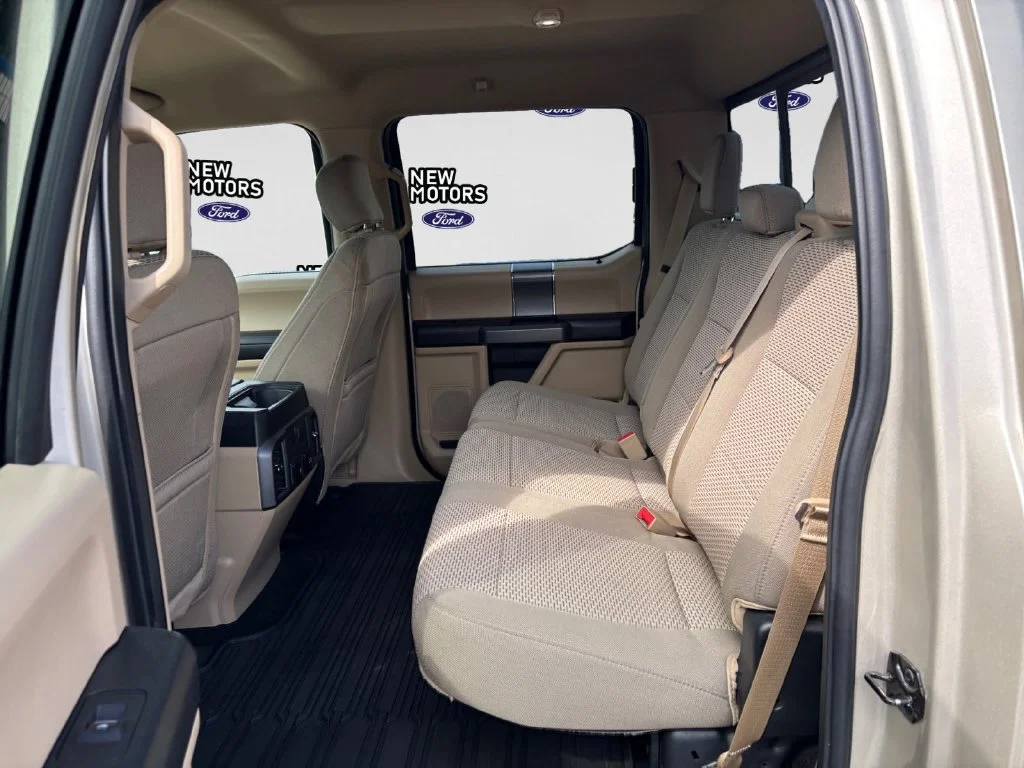 Used 2018 White Gold Ford XLT image 14