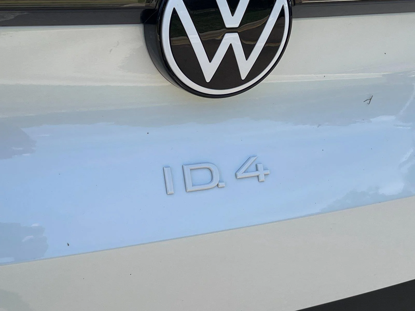 New 2026 Opal White Pearl Volkswagen Pro image 11