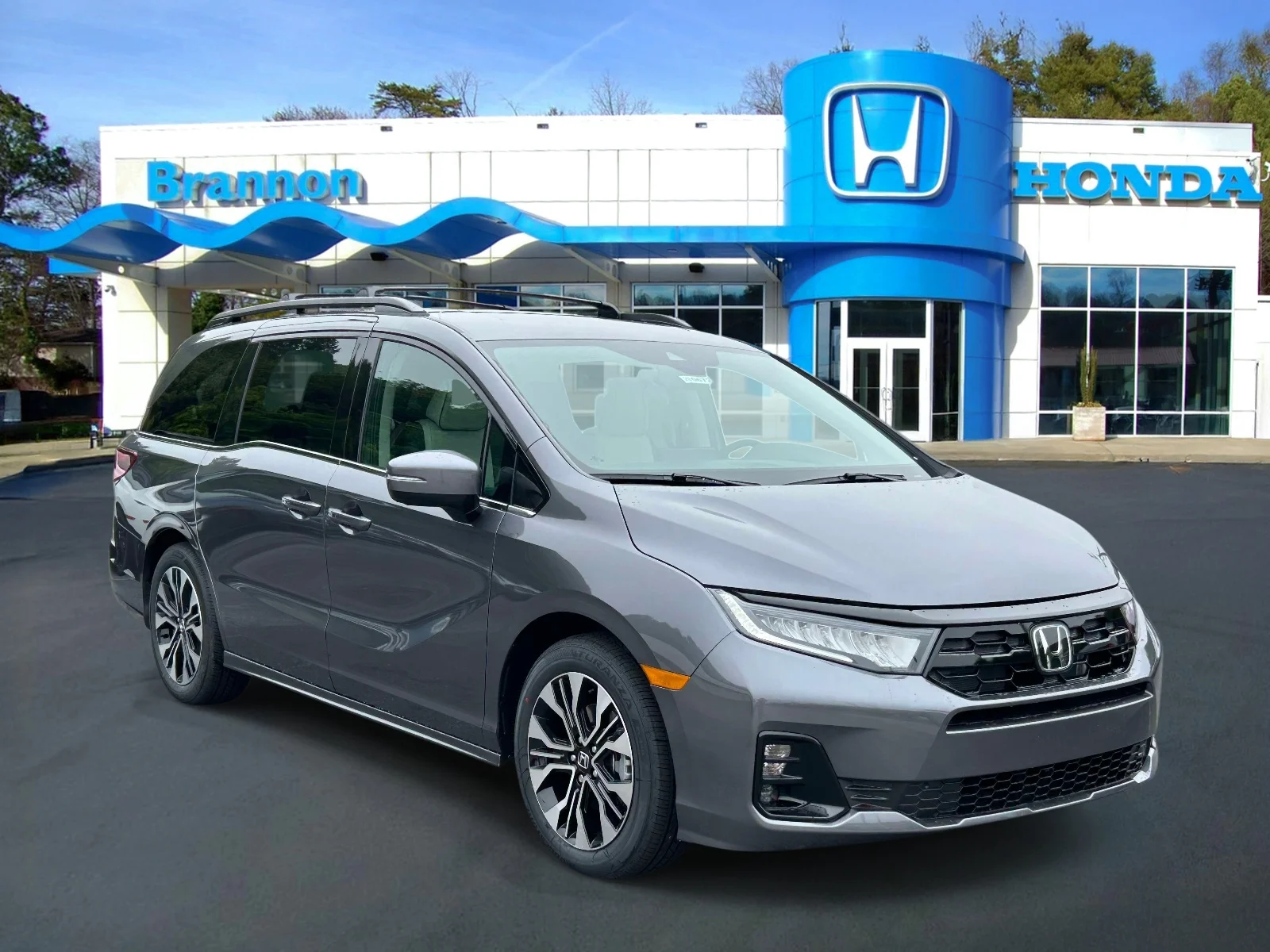 2026 Honda Odyssey Elite's photo