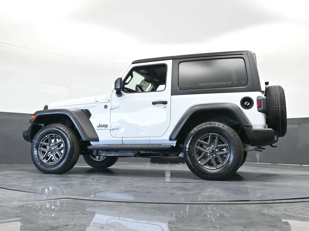 New 2026 Bright White Clear-Coat Exterior Paint Jeep Sport image 45