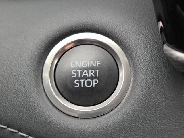 Certified Used 2025 MAGNETIC GRAY MET. Toyota  image 32