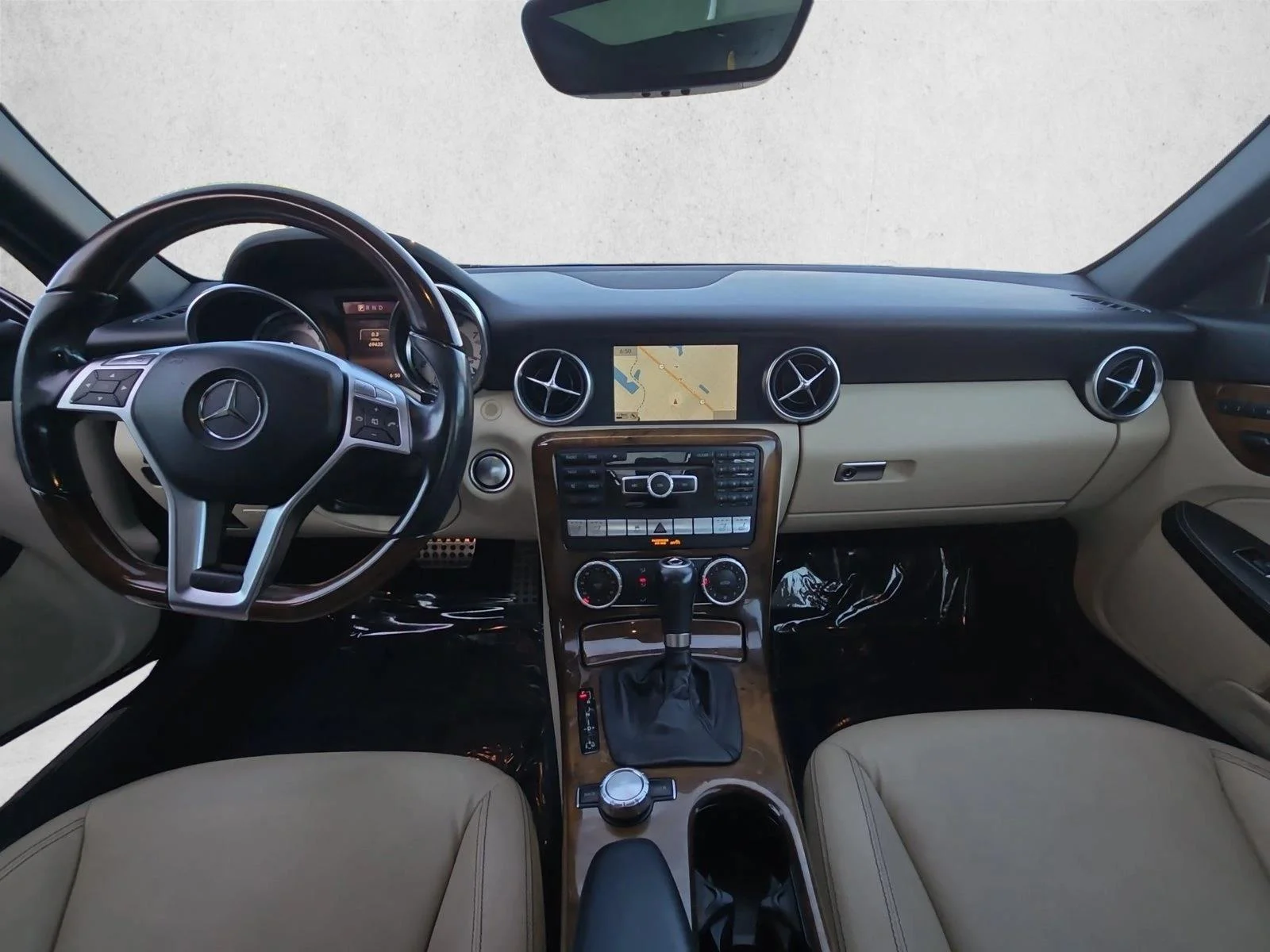 Used 2014 Black Mercedes-Benz SLK 250 image 18