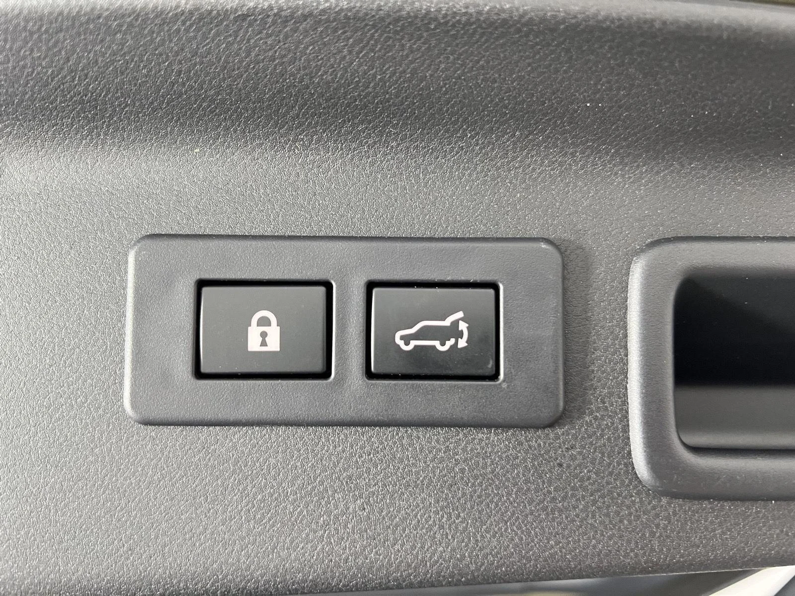 Used 2025 Autumn Green Metallic Subaru Touring image 30