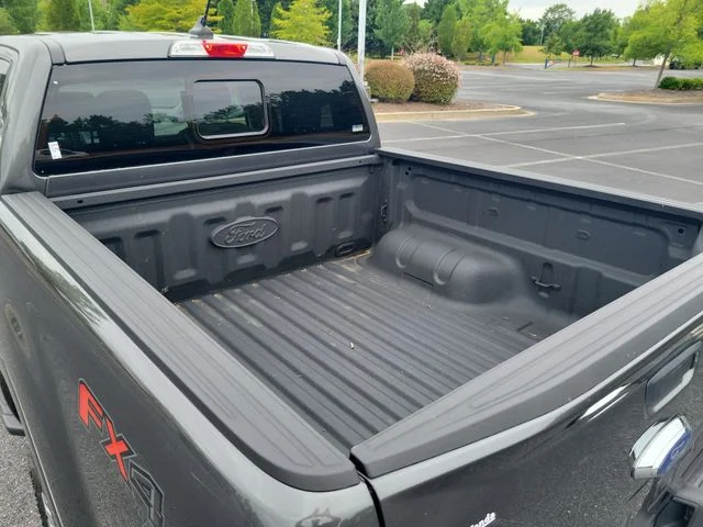 Used 2019 Magnetic Metallic Ford XLT image 8