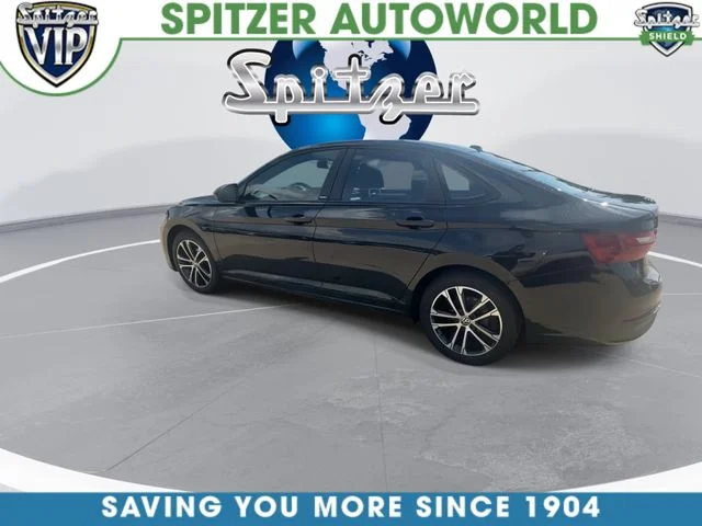 Used 2025 Blue Volkswagen 1.5T Sport image 7