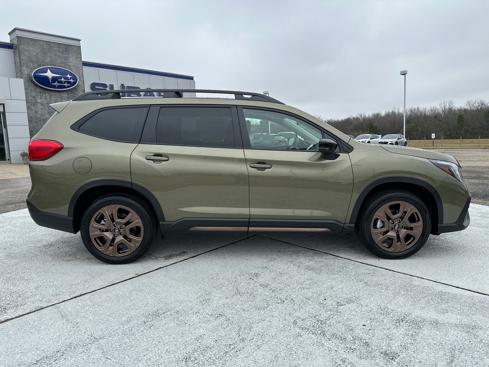2026 Subaru Ascent Limited Bronze Edition - Photo 8