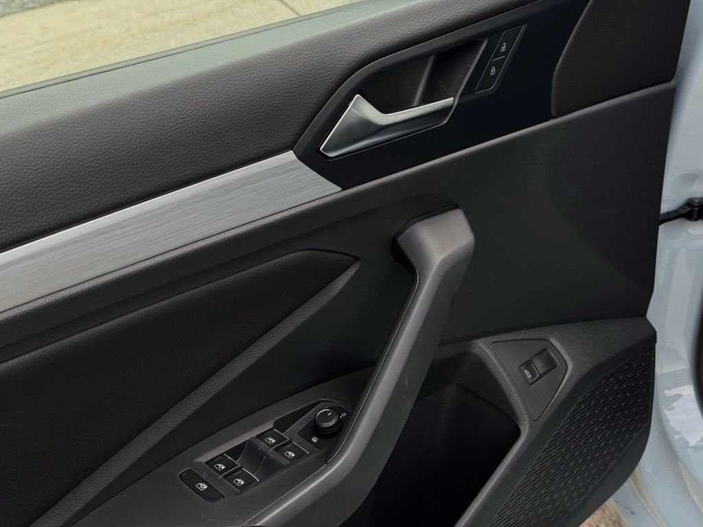 New 2026 Gray Volkswagen 1.5T Sport image 17