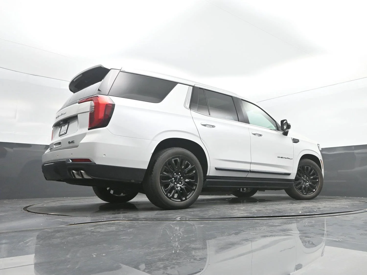 2025 GMC Yukon Denali Ultimate - Photo 43