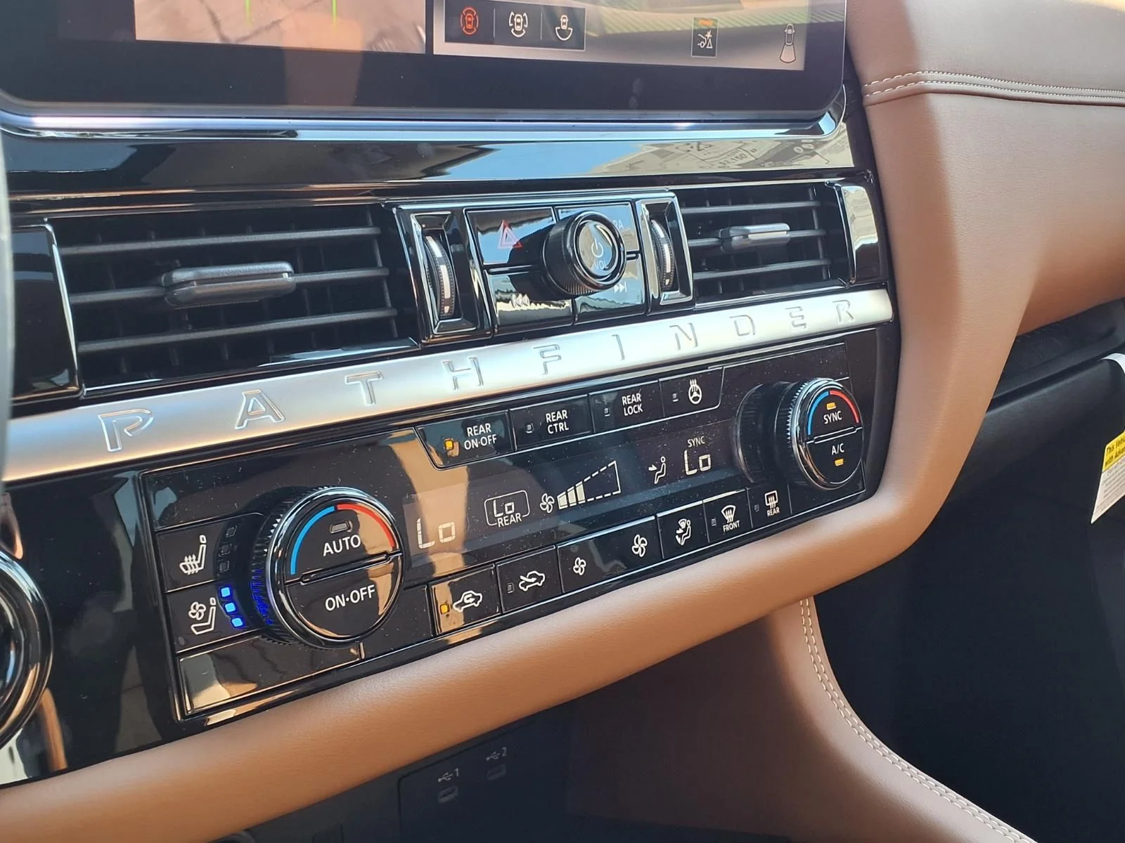 New 2026 Green Nissan Platinum image 22