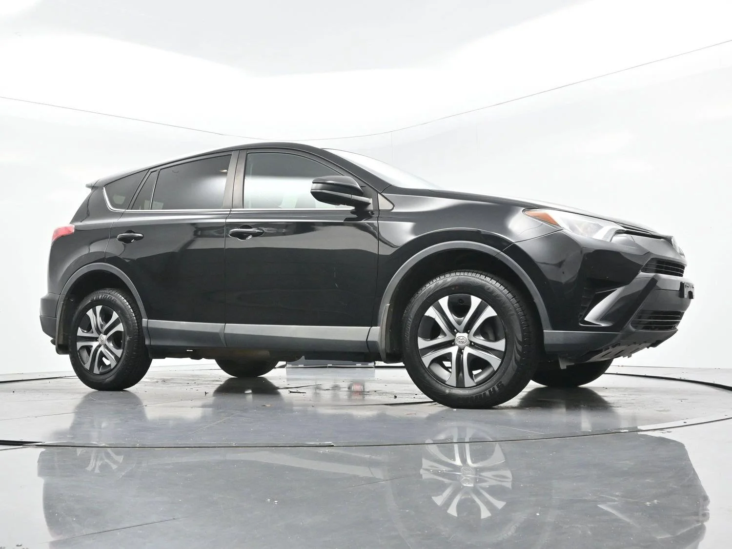 Used 2018 Black Toyota LE image 38