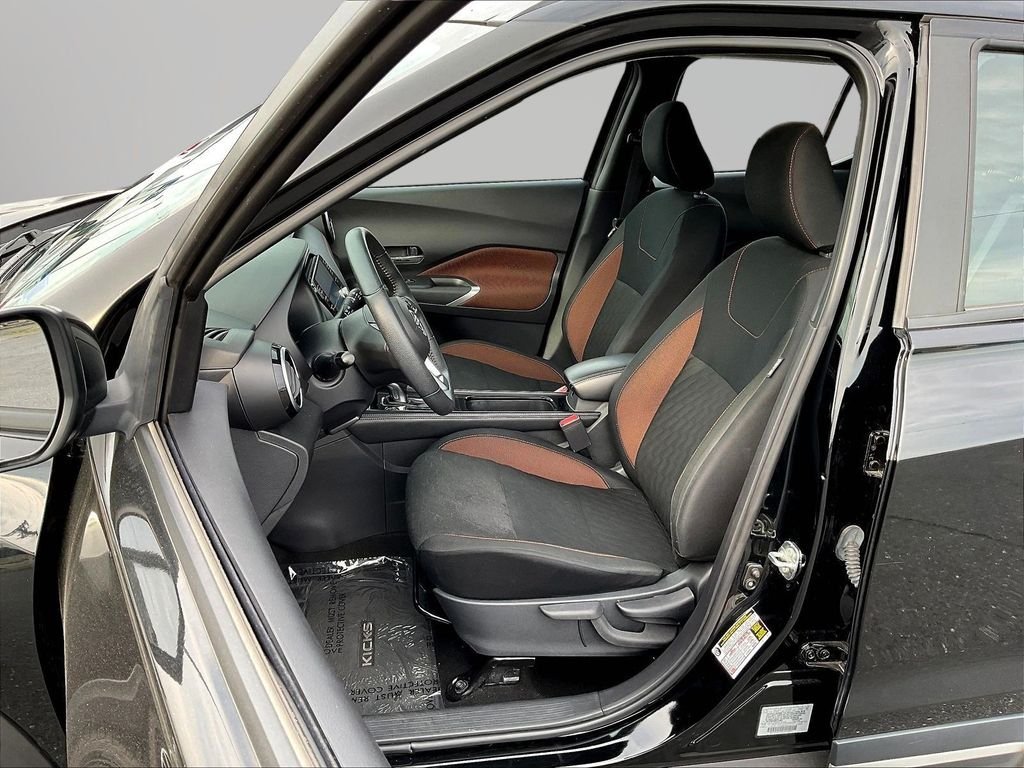 Used 2024 Black Nissan SR image 23