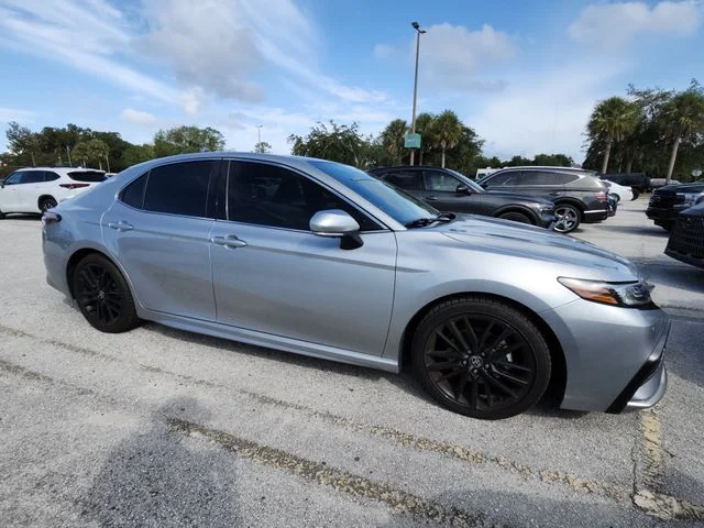 Used 2022 Silver Toyota XSE V6 image 3