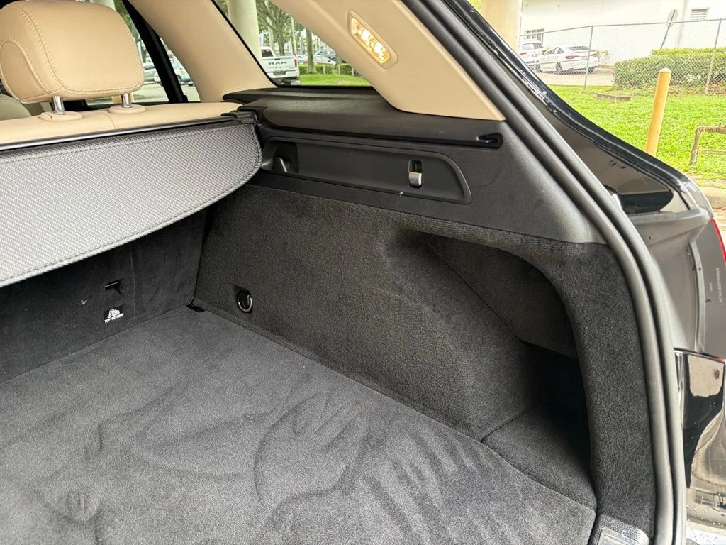 Used 2020 Black Mercedes-Benz GLC 300 image 42