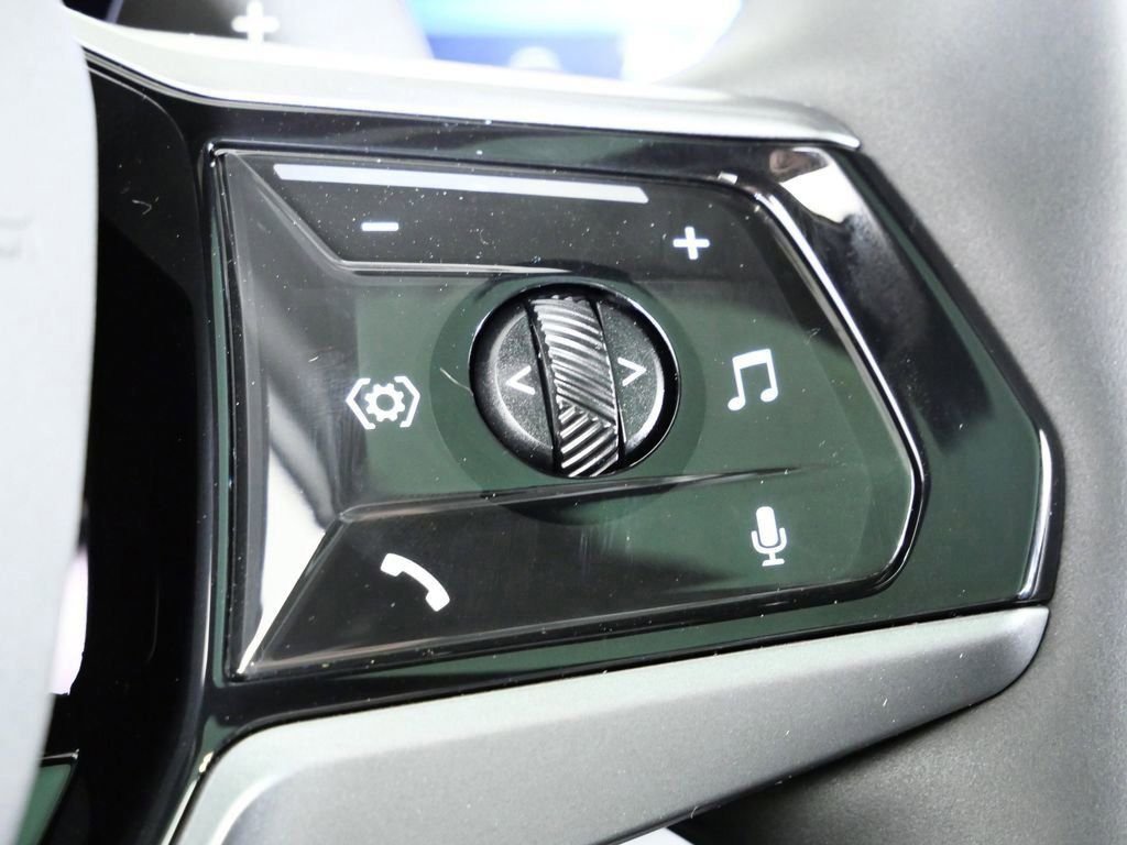 Used 2026 Black Sapphire Metallic BMW 30 xDrive image 41