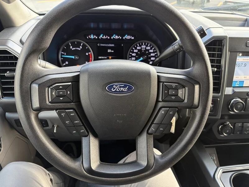 Used 2019 Black Ford Super Duty XLT image 11
