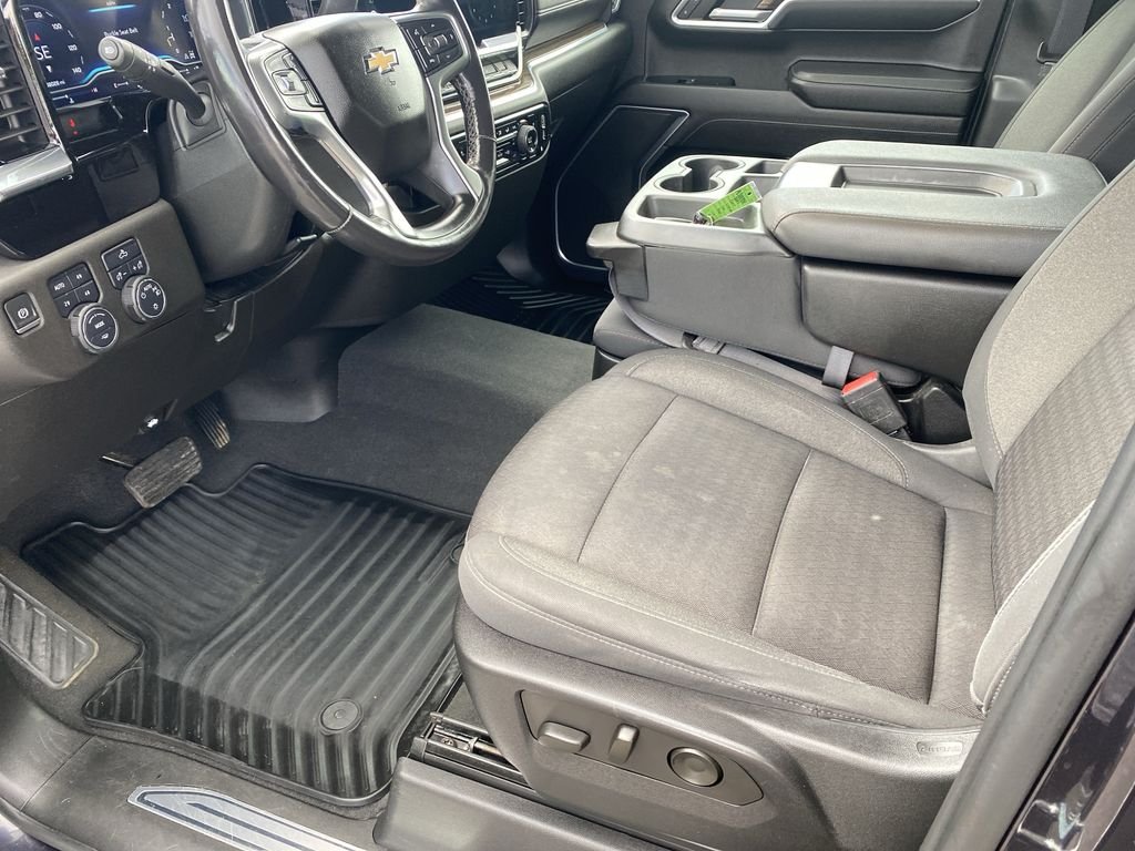 2022 Chevrolet Silverado 1500 LT - Photo 10
