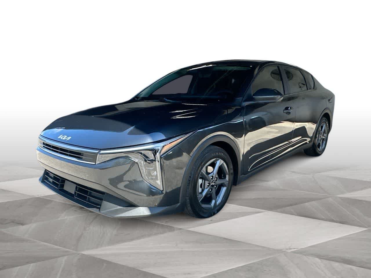 Used 2025 Interstellar Gray Kia LXS image 4