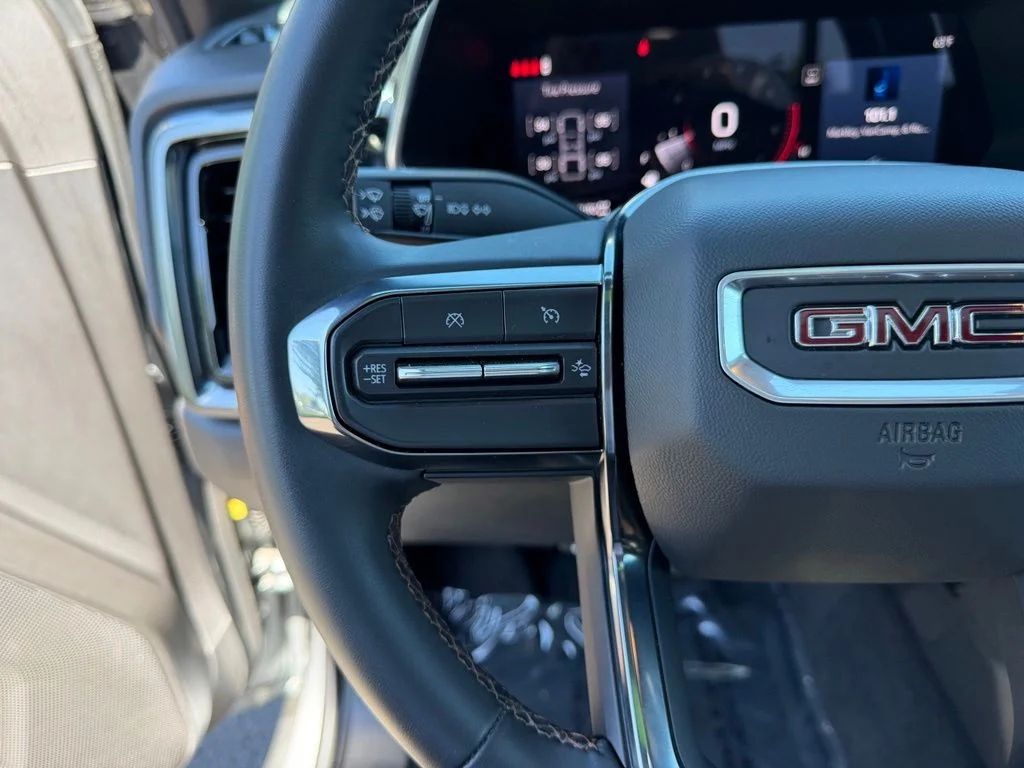 Used 2024 Sterling Metallic GMC AT4 image 18