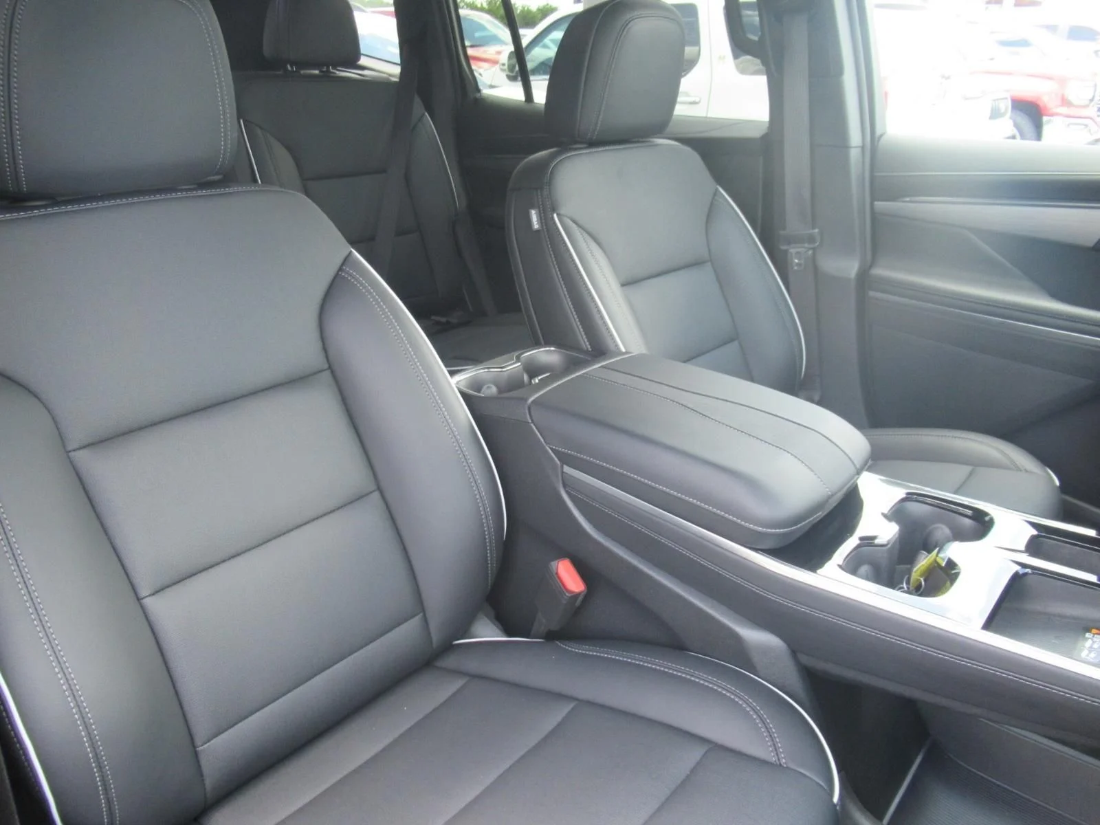 Used 2025 Blue Buick Preferred image 9