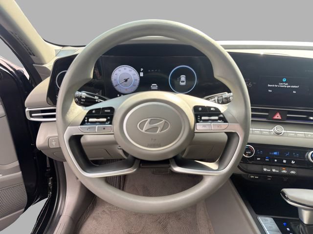 2024 Hyundai Elantra SEL - Photo 15