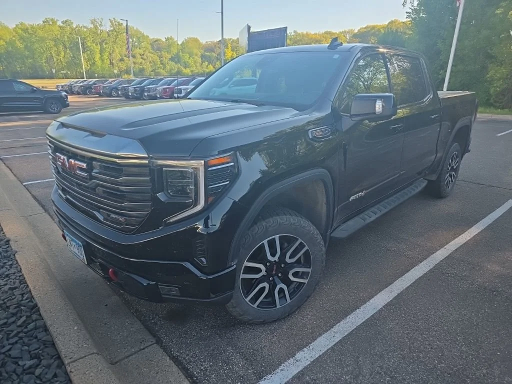 2024 GMC Sierra 4WD Crew Cab Short Box AT4's photo