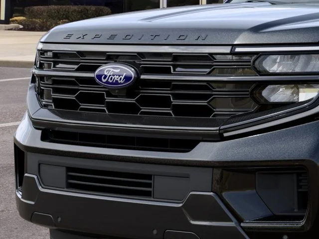 New 2027 Agate Black Metallic Ford MAX Platinum image 17