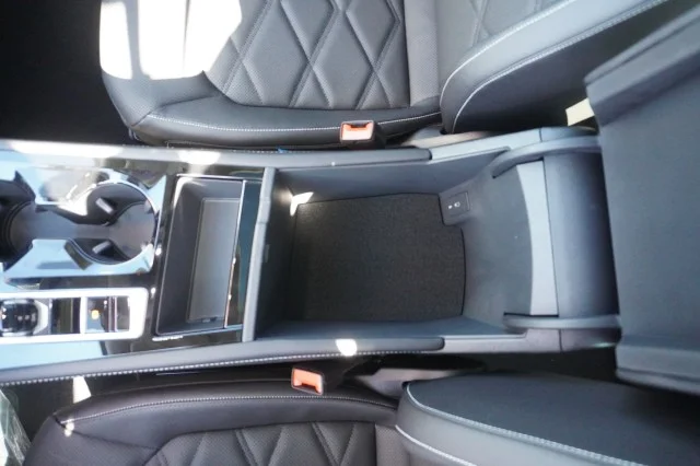2026 Volkswagen Atlas SE w/Tech - Photo 31