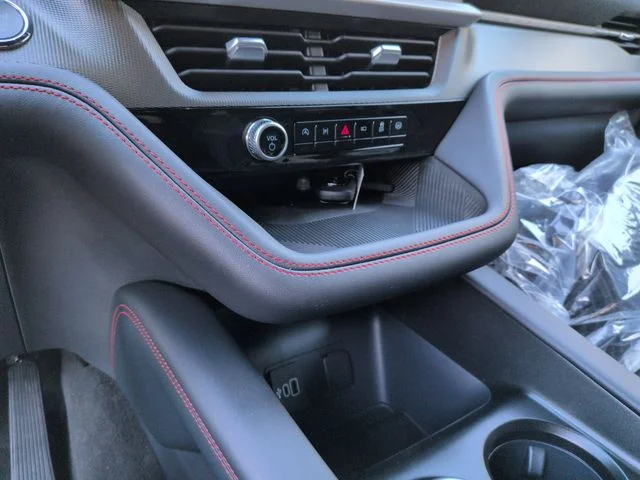 New 2026 Star White Metallic Tri-Coat Ford ST image 17
