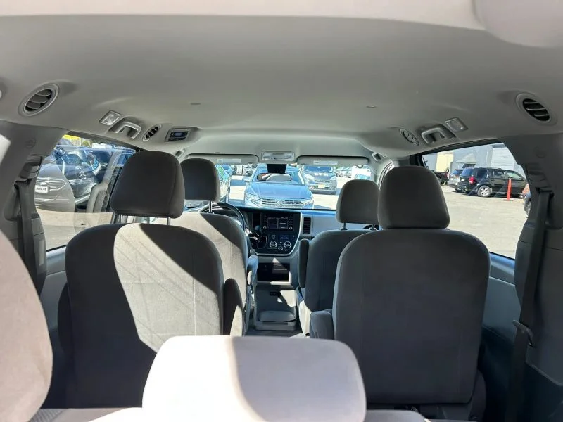 Used 2019 Silver Toyota L Minivan 4D image 49