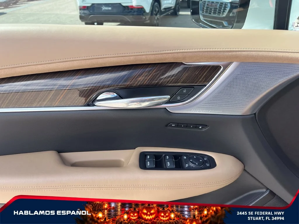 Used 2023 CRYSTAL WHITE TRICOAT Cadillac AWD Premium Luxury image 23