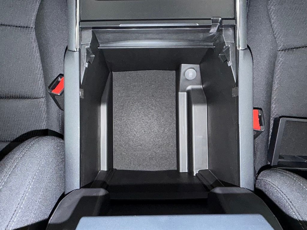 New 2026 White Ford XLT image 9