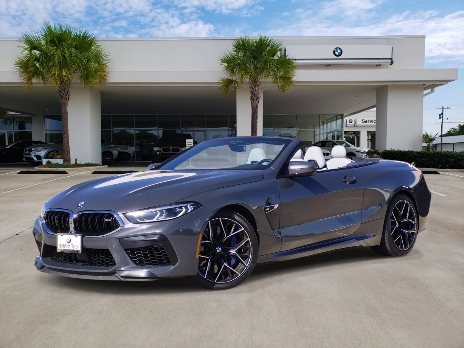 2020 BMW M8 Convertible Base