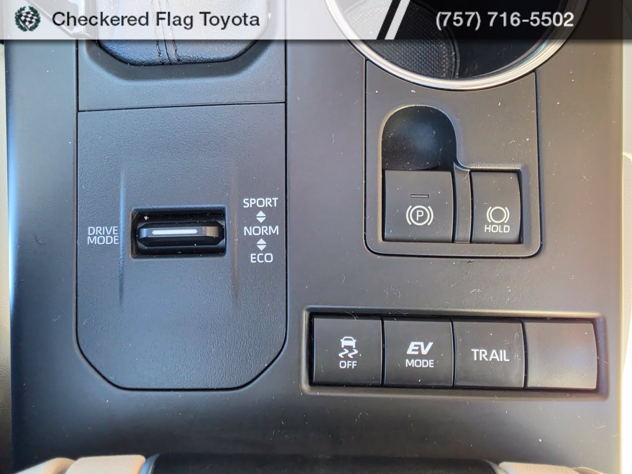 Used 2021 Moon Dust Toyota XLE image 19