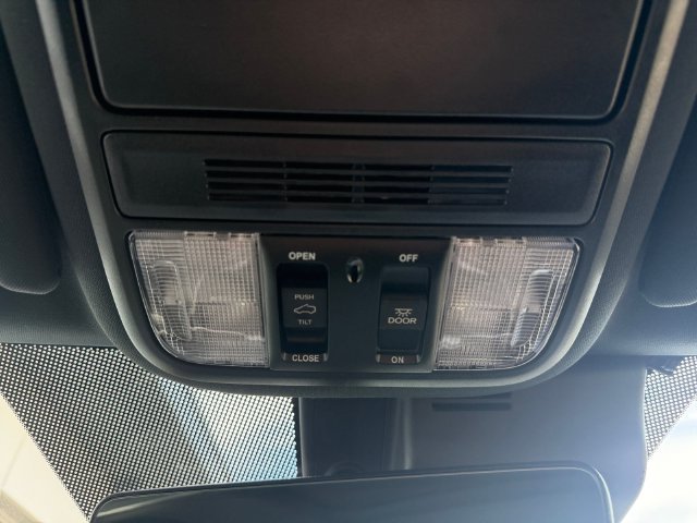 Used 2023 White Honda EX-L image 26