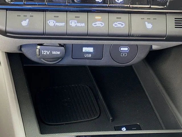 New 2026 Hyundai ELANTRA SEL Sport