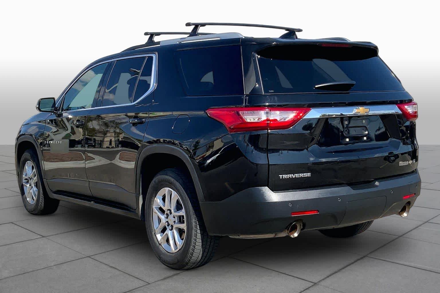 Used 2018 Mosaic Black Metallic Chevrolet LT Cloth image 12