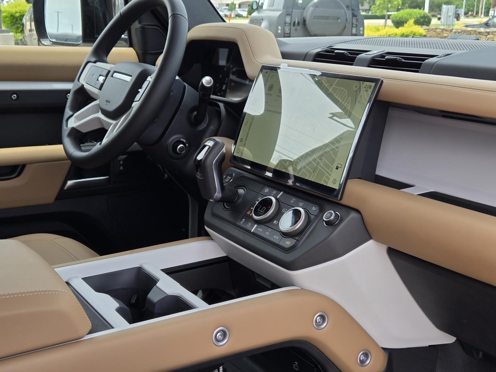 New 2026 Fuji White Land Rover S image 41