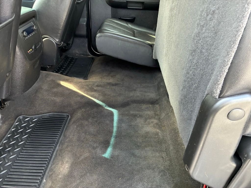 Used 2014 Silver Chevrolet LT image 24